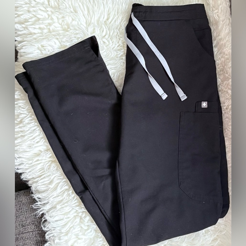 FIGS Black Scrub Pants Size Small